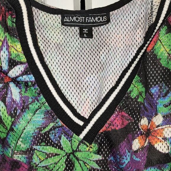 Sleeveless hoodie  - Picture 3 of 4